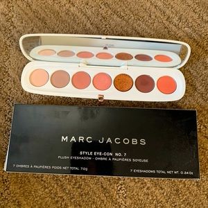 Marc Jacob eye conic multi finish eyeshadow palette